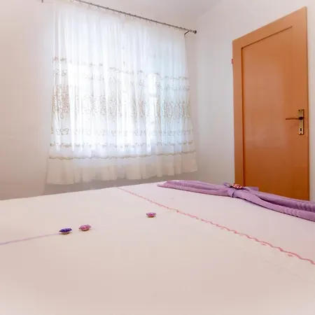Laguna Ii * 마카르스카