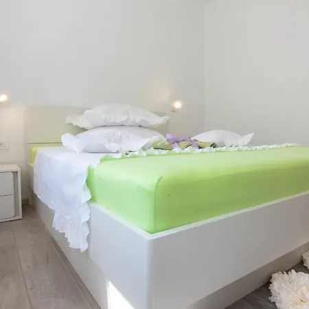 Apartment Laguna Ii Makarska