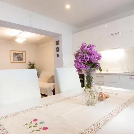 Laguna Ii * Makarska